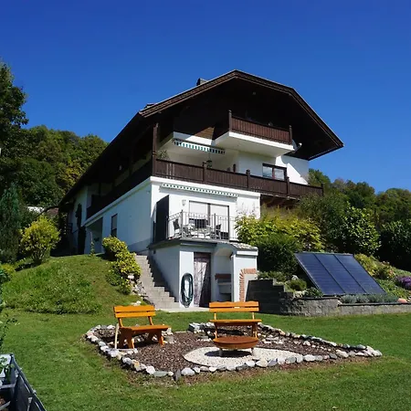 Apartamento Bireika *